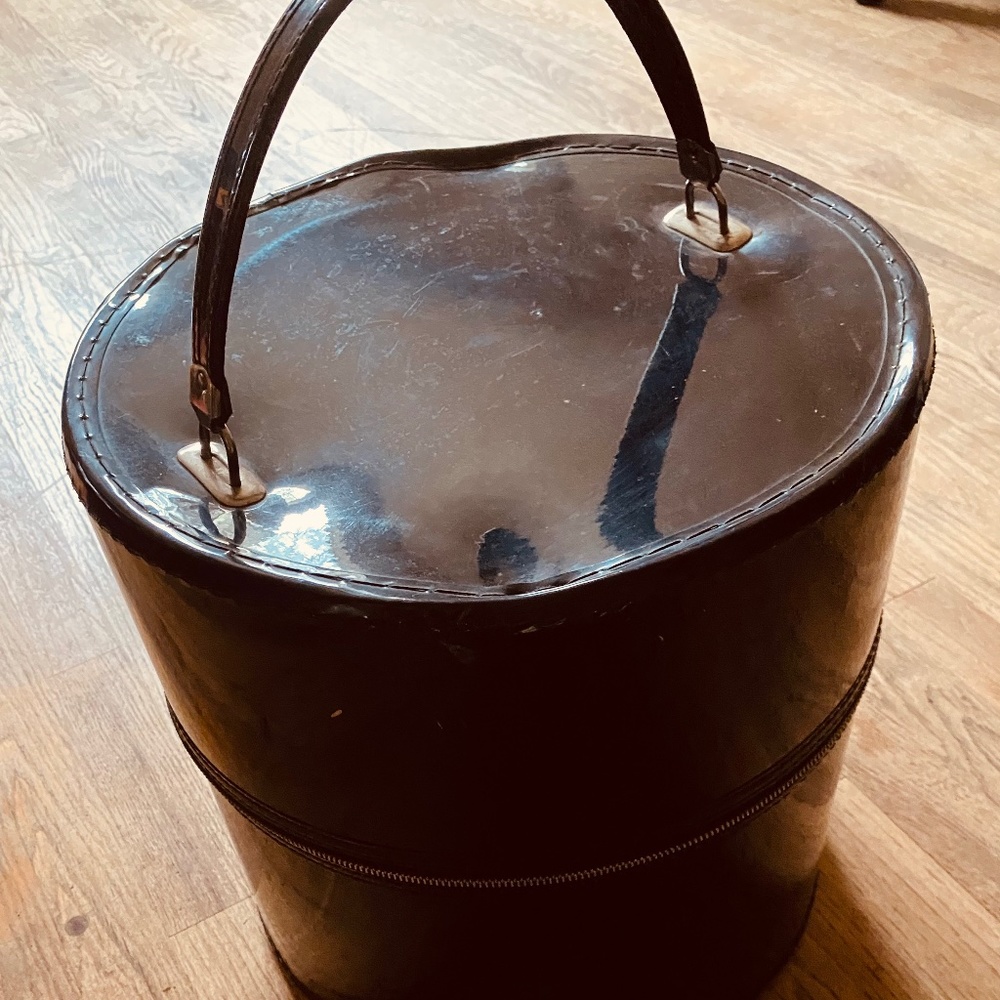 Vintage 1960's Hat Box